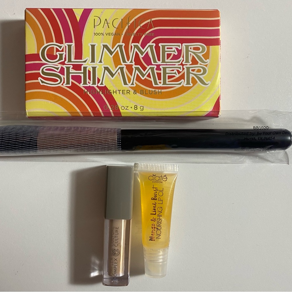 Makeup Bundle Perfect for Gifting. Work Wife, Secret Santa, Stocking Stuffers